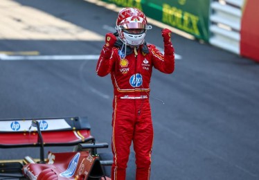 B体育新闻：F1摩纳哥大奖赛的戏剧性变化，B体育全程跟踪报道，f1摩纳哥大奖赛2019正赛录像